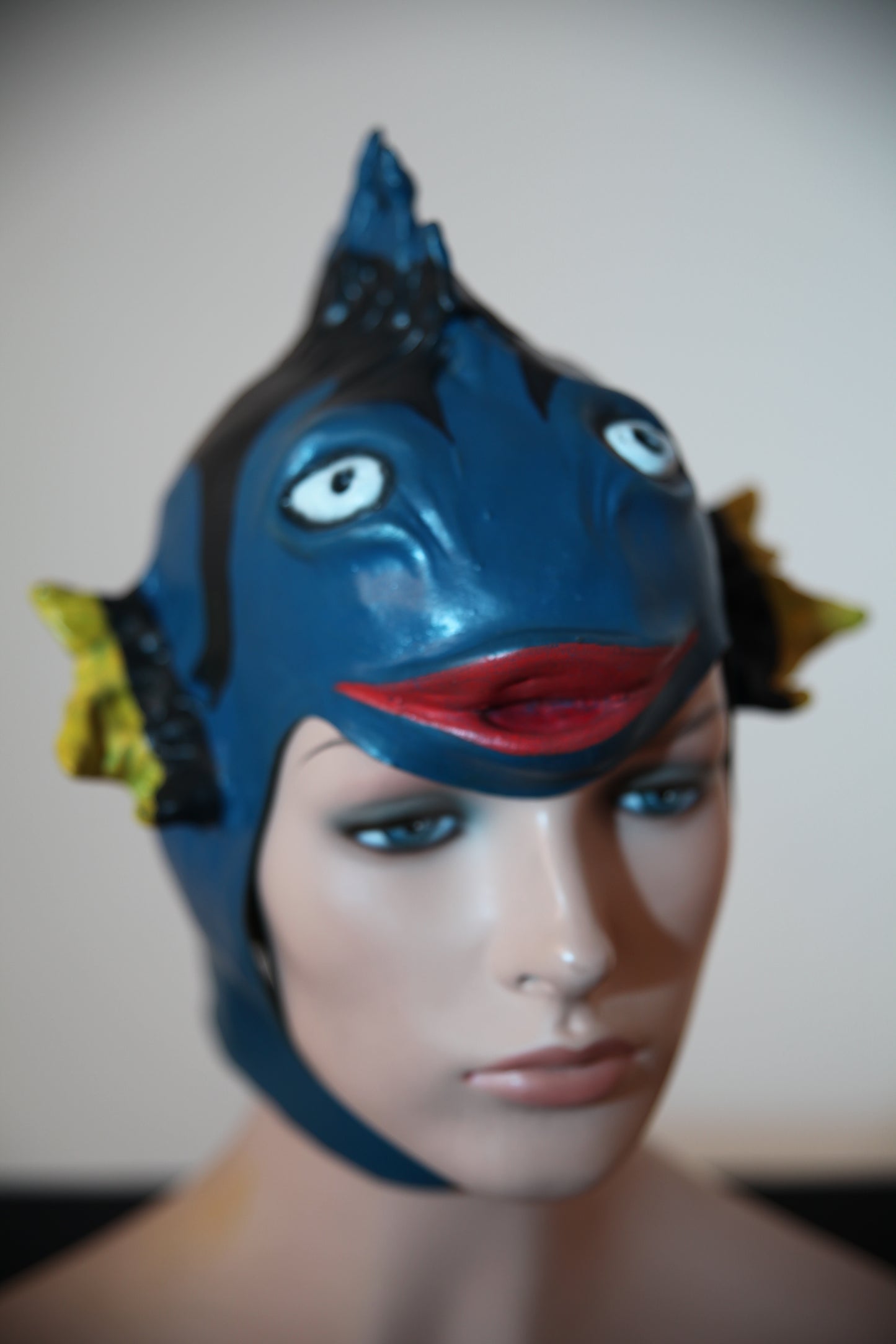Kids Animal Latex Face Mask - Fish (C134O)