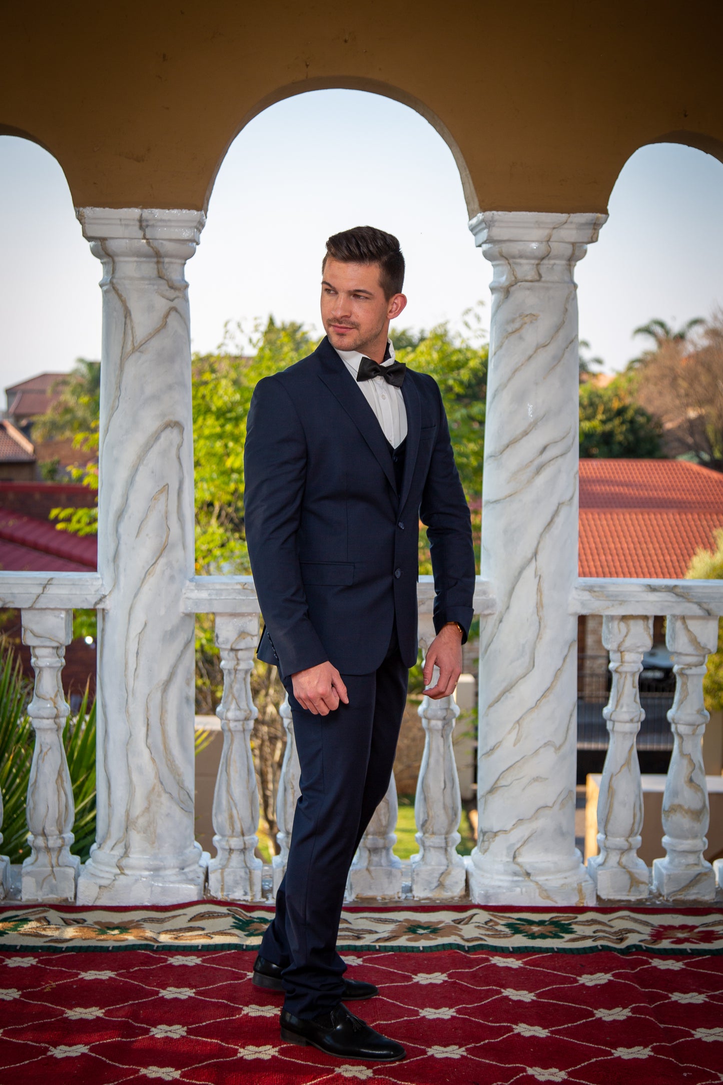Men's Designer Plain Navy 3-Piece Suit