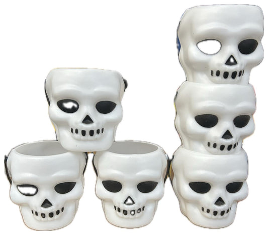 Small Bucket Skulls