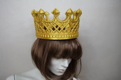 Plastic Crowns