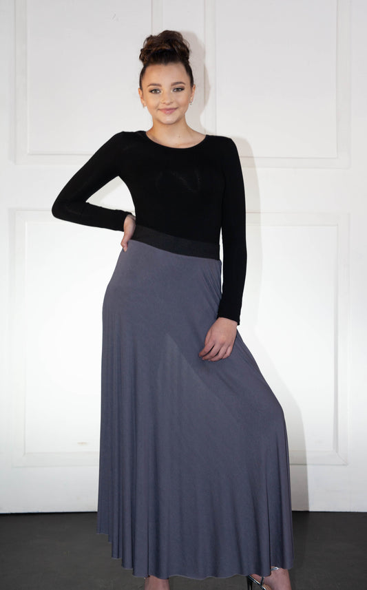 Skirt - Grey Flair Long