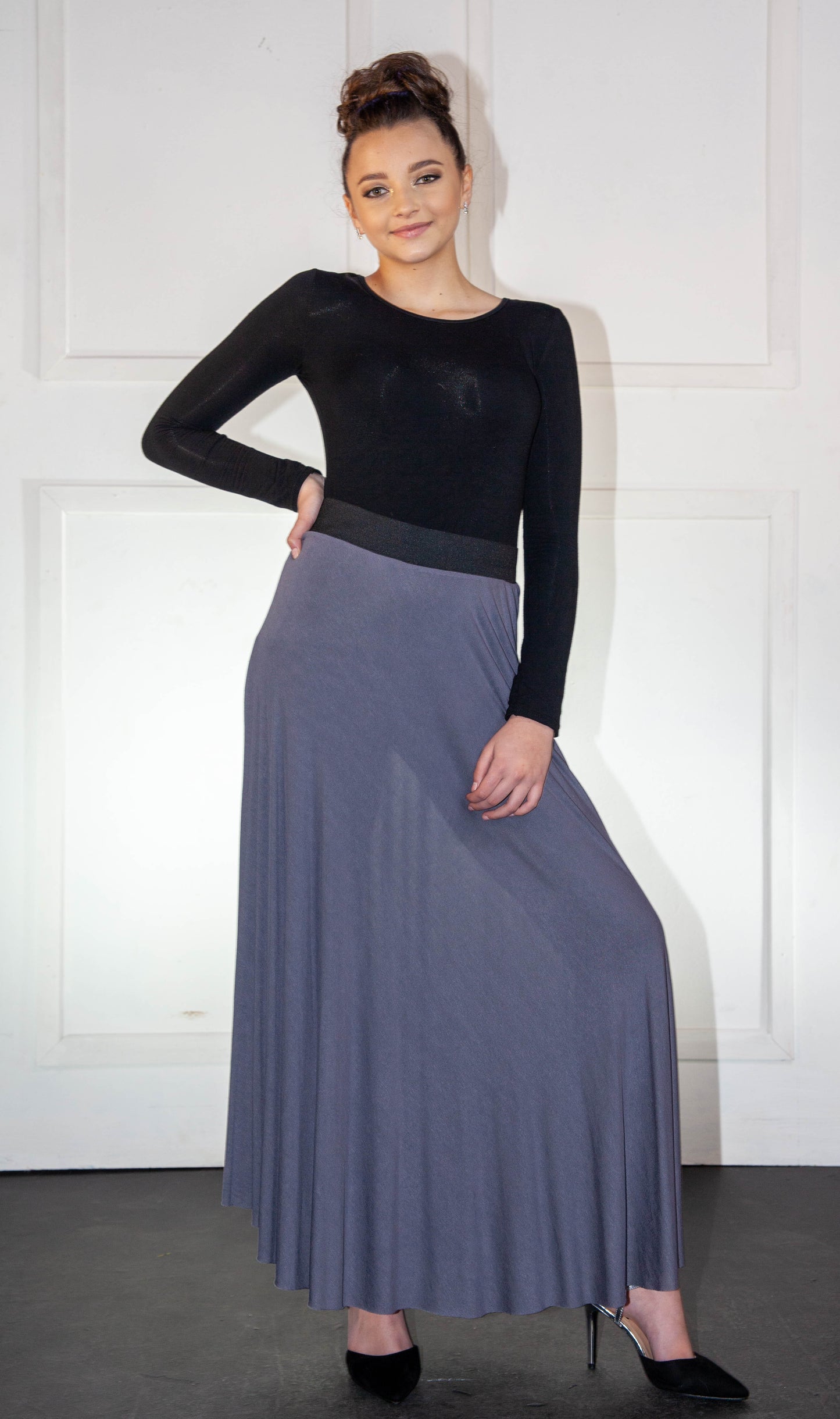 Skirt - Grey Flair Long