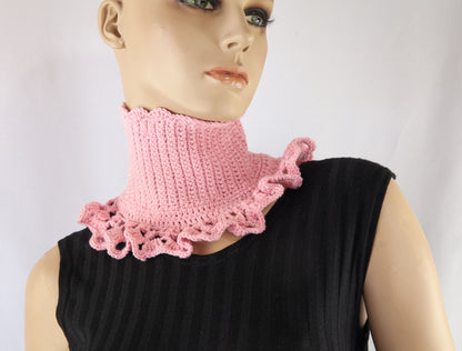 Stoompomp Knitted Collar with Frill