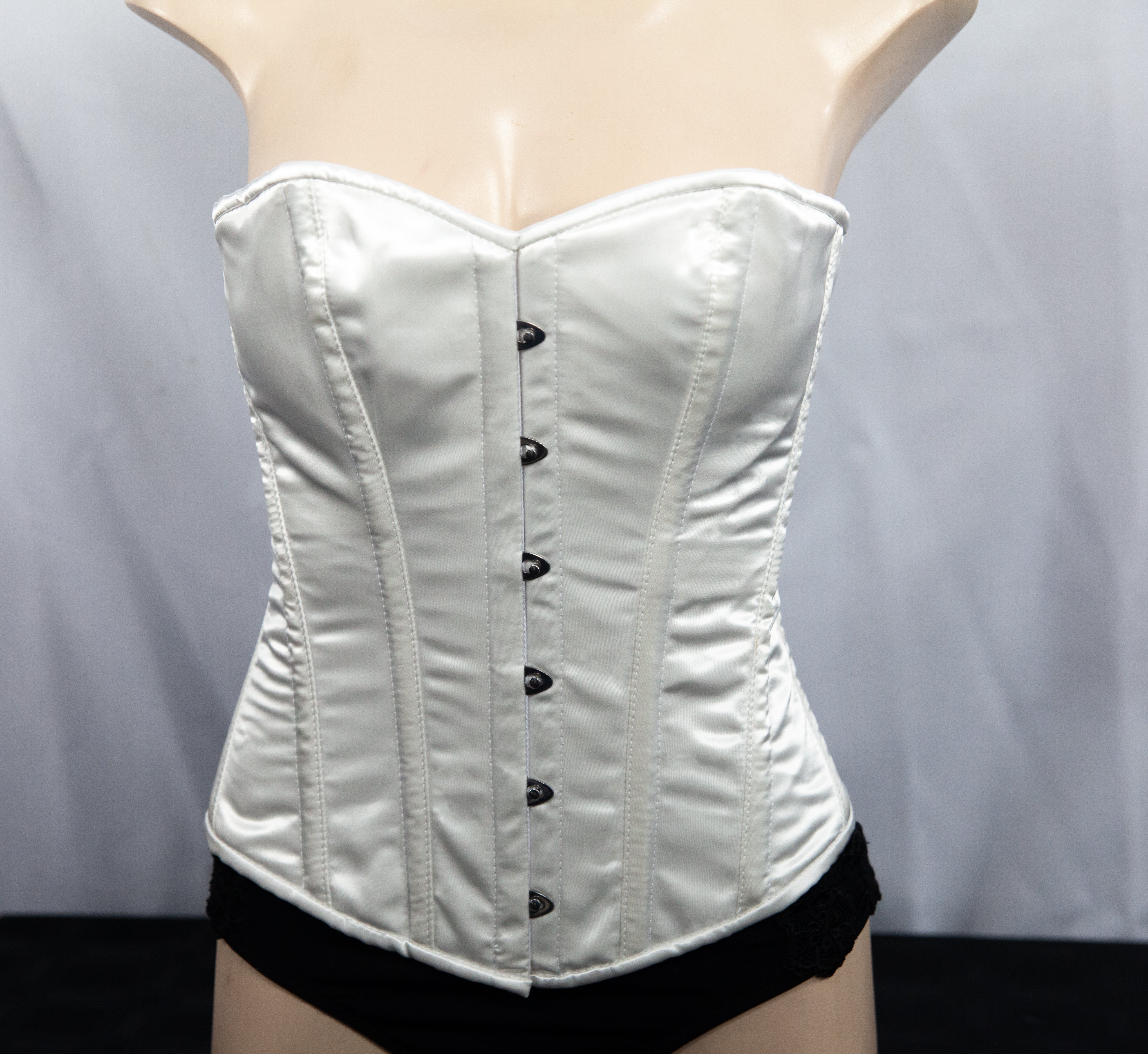 Stoompomp Corset - White Satin Stoompomp – Hollywood Costumes Online Shop